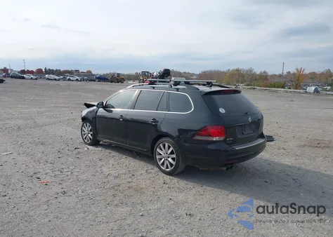 2013 Volkswagen Jetta Sportwagen 2.0L Tdi z USA, uszkodzony, nr VIN 3VWPL7AJ8DM692353